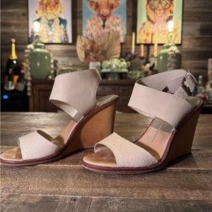 Dolce Vita Beige Snake Skin Wedge Sandals